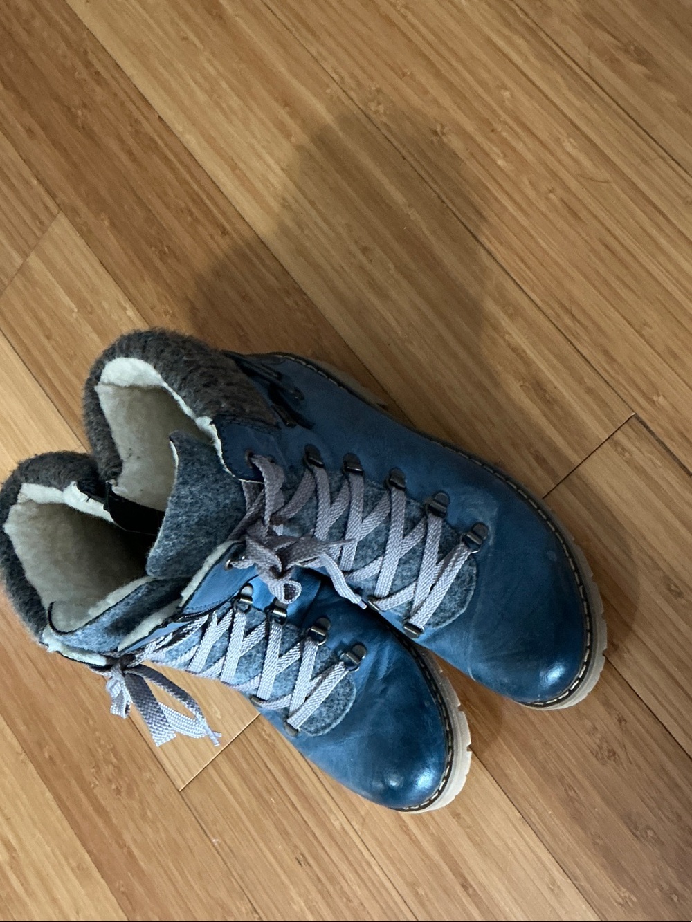 Rieker Teal-Blue Leather Lace-Up Ankle Boots with Gray Felt Trim